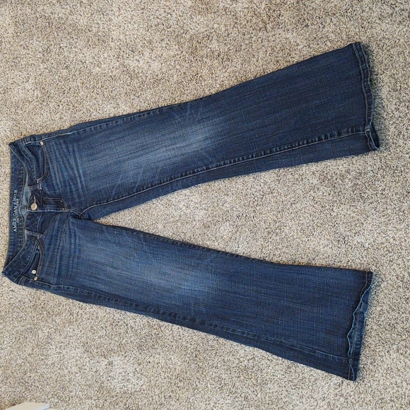 American Eagle Favorite Boyfriend Women's Boot Cut Jeans Size 4 Regular - Picture 2 of 8
